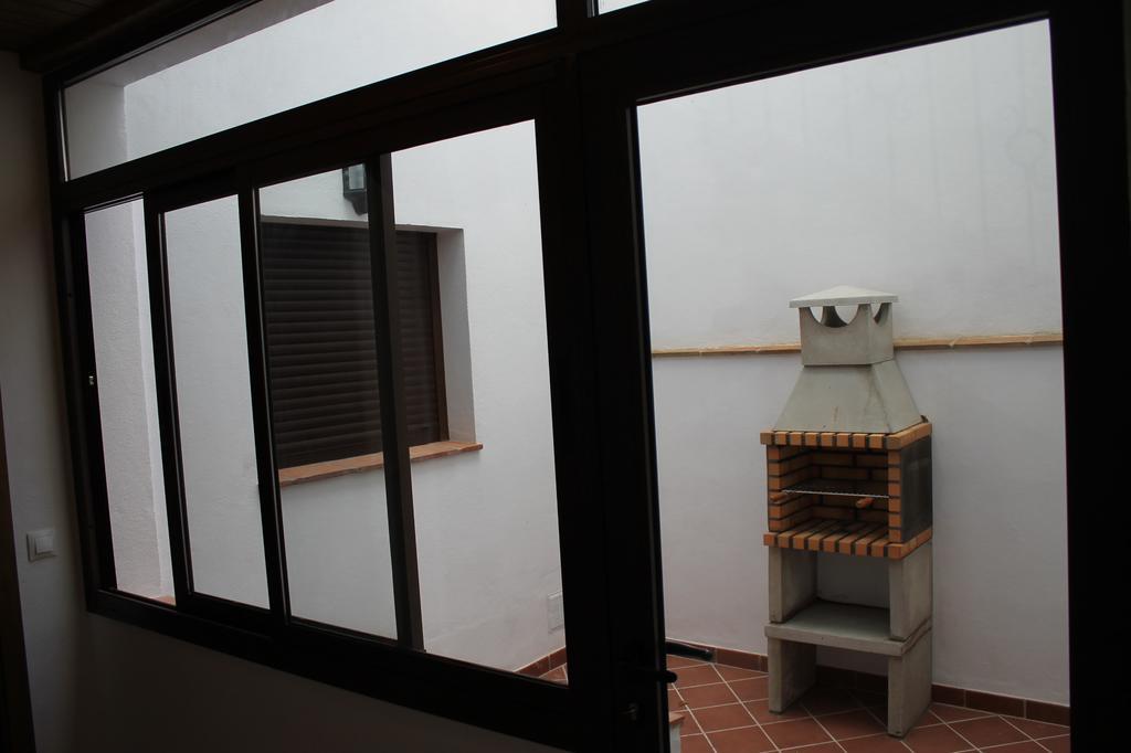 Apartamentos Real Fabrica Hojalata Juzcar Exterior photo